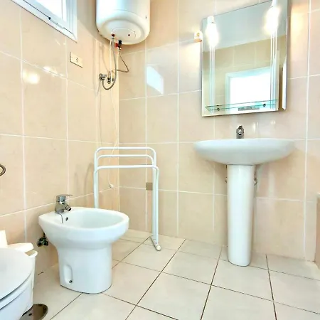 Apartamento Solo Adultos Vistas Mar, Freewifi, A 550 M De Playa De Americas, En Tenerife Sur *