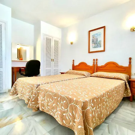 Apartamento Solo Adultos Vistas Mar, Freewifi, A 550 M De Playa De Americas, En Tenerife Sur Apartment *